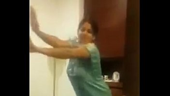 Indian Aunty Dance With Big Boobs